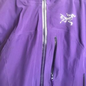 ARC’TERYX GORE TEX PRO SHELL JACKET